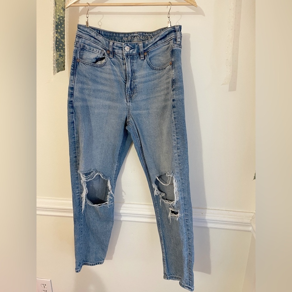 American Eagle STRIGID Distressed Skinny Jeans –‎ Women’s 6 Short